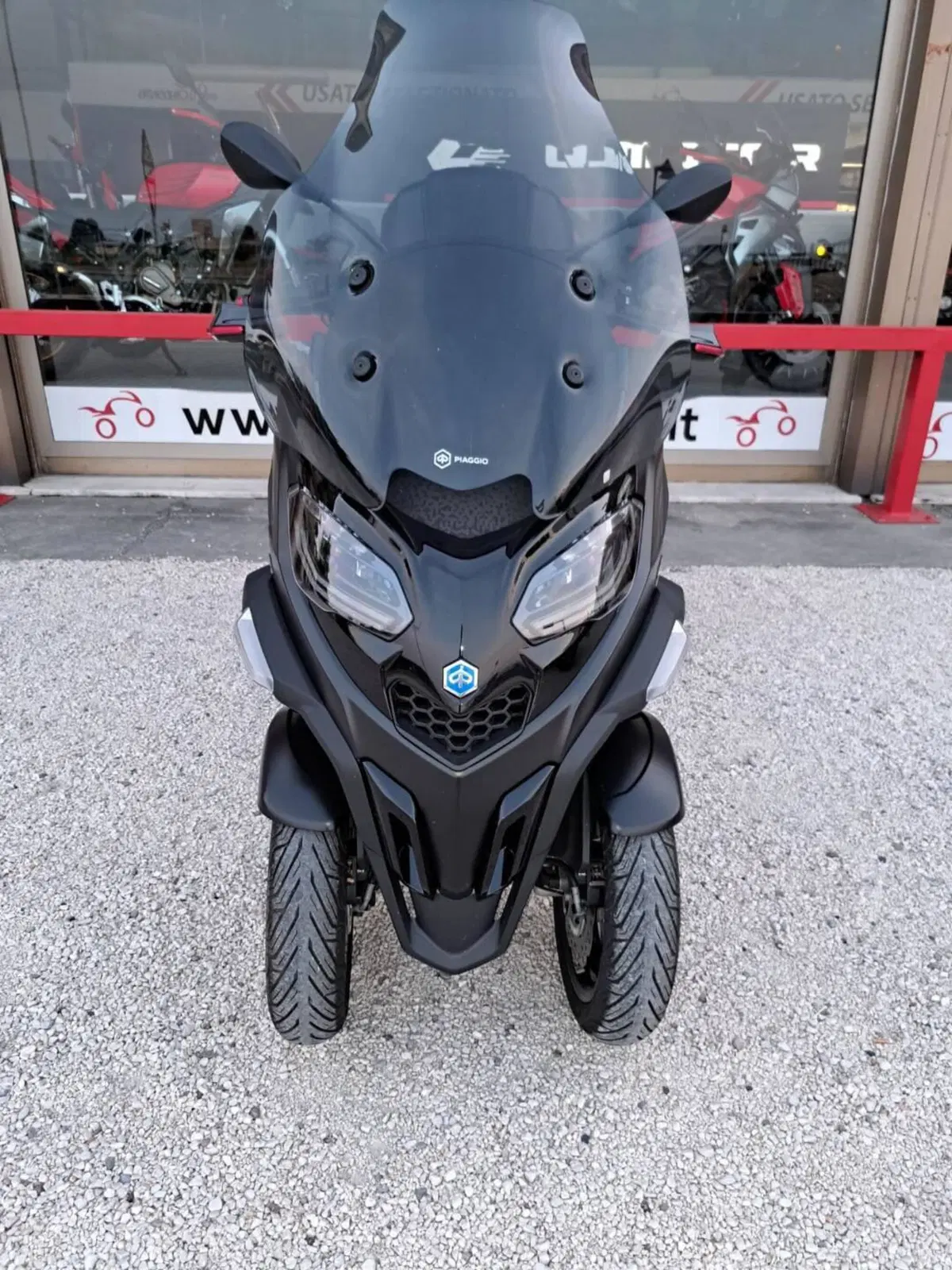 Piaggio MP3 400 ABS Hpe (2023 - 25) (4)