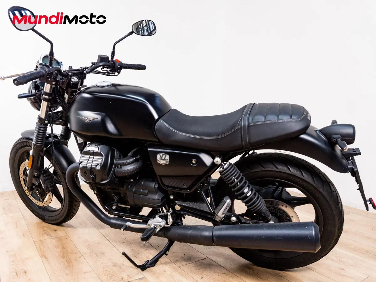 Moto Guzzi V7 850 Stone Special Abs (2021) (7)