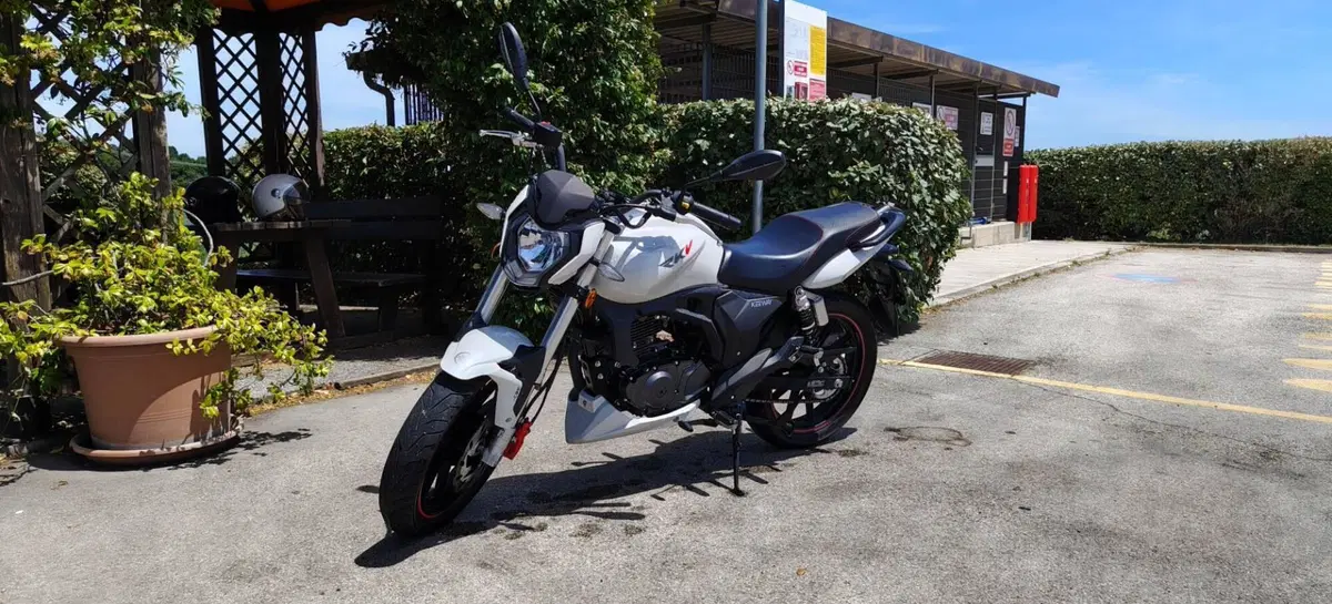 Keeway Motor RKV 125 (2018 - 20) (6)