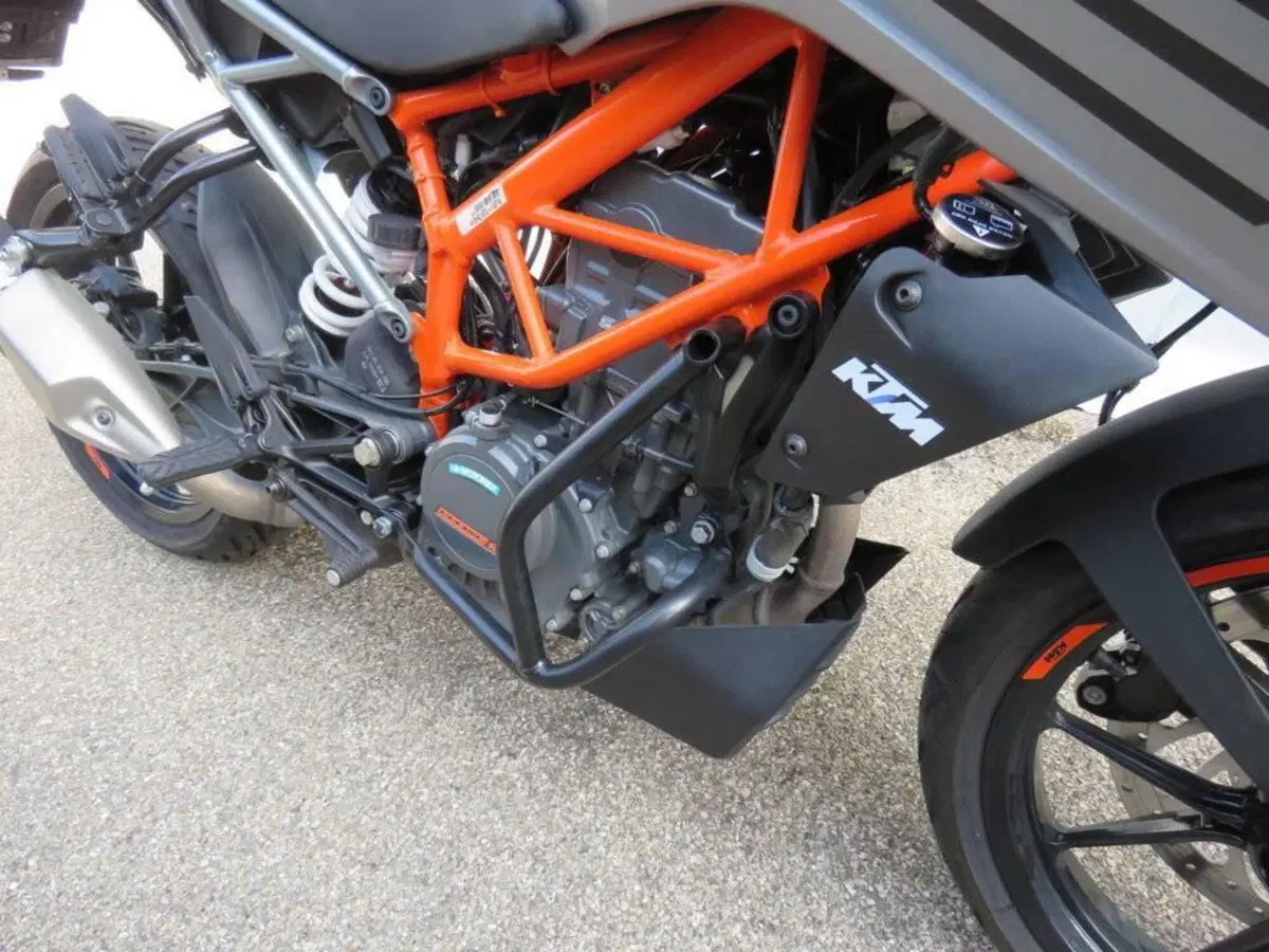 KTM 125 Duke (2021 - 23) (9)