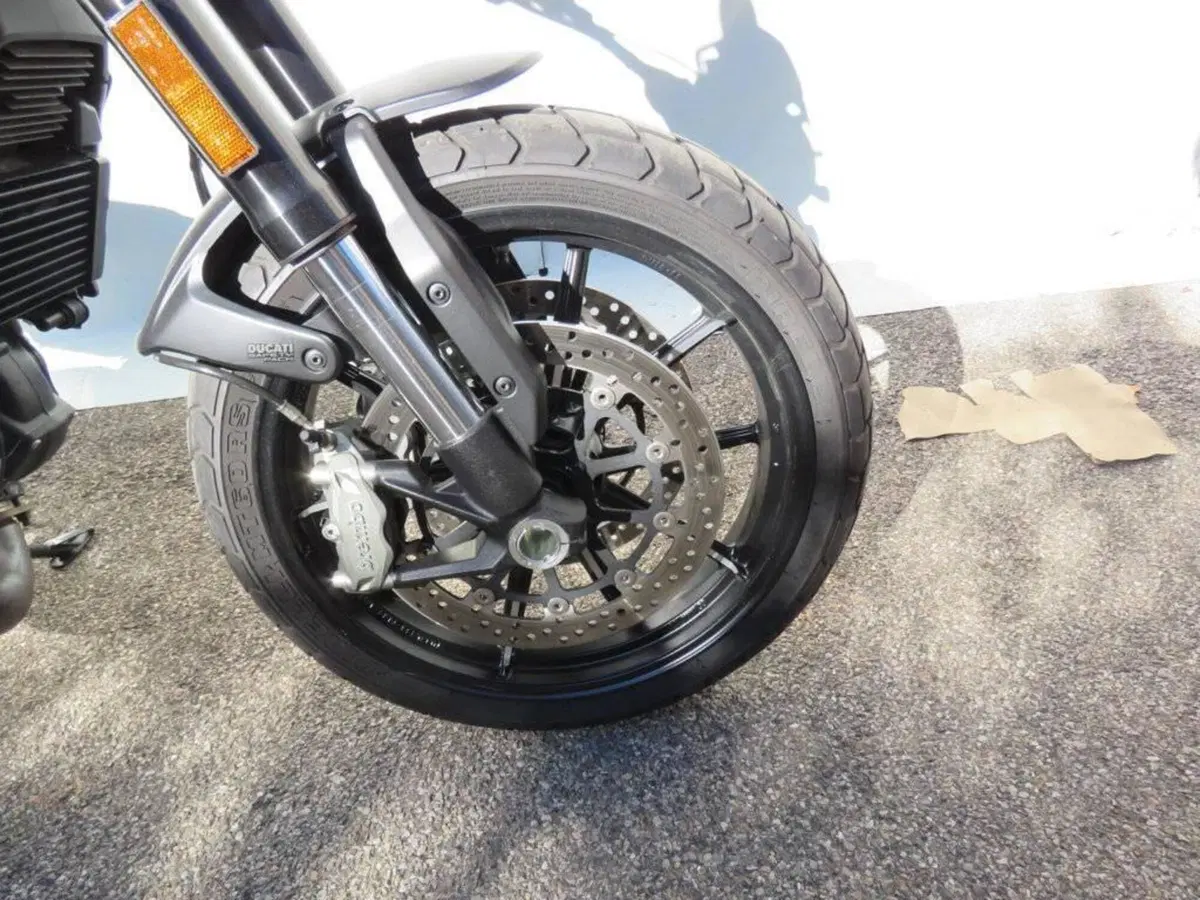 Ducati Scrambler 1100 Dark Pro (2020 - 24) (8)
