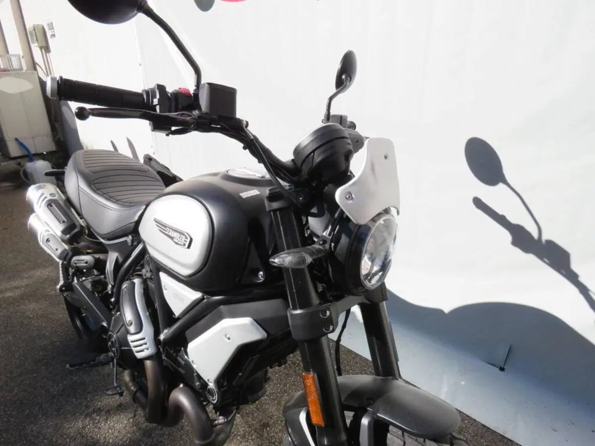 Ducati Scrambler 1100 Dark Pro (2020 - 24) (9)