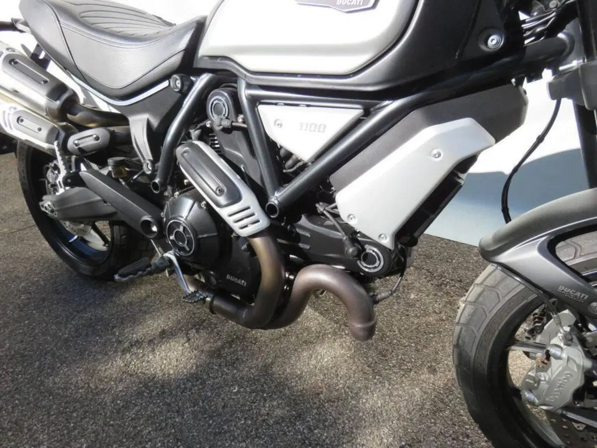 Ducati Scrambler 1100 Dark Pro (2020 - 24) (11)