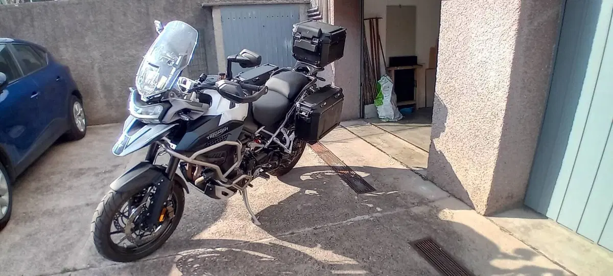 Triumph Tiger 1200 GT Explorer (2024 - 26) (2)