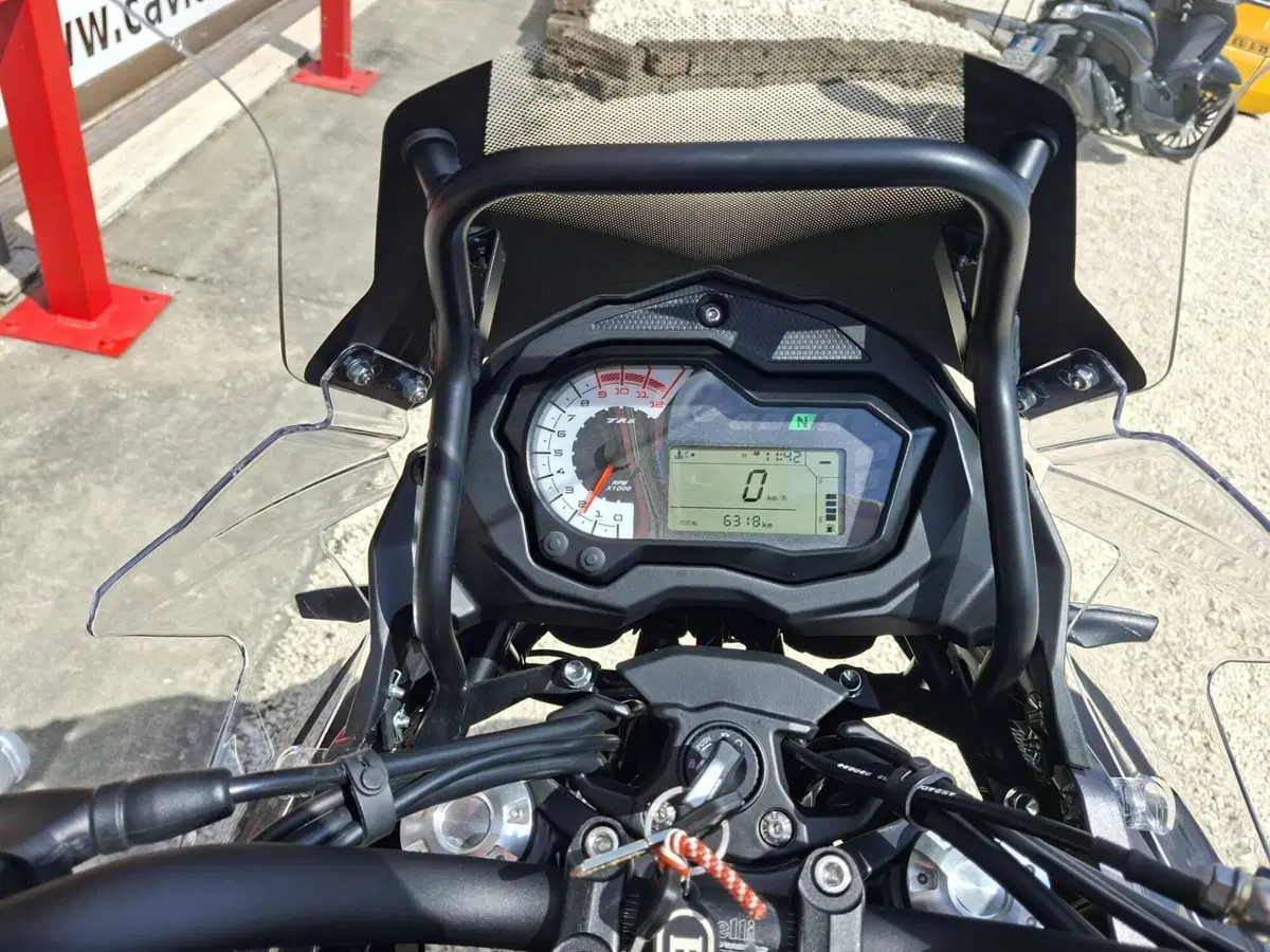Benelli TRK 502X (2021 - 26) (4)