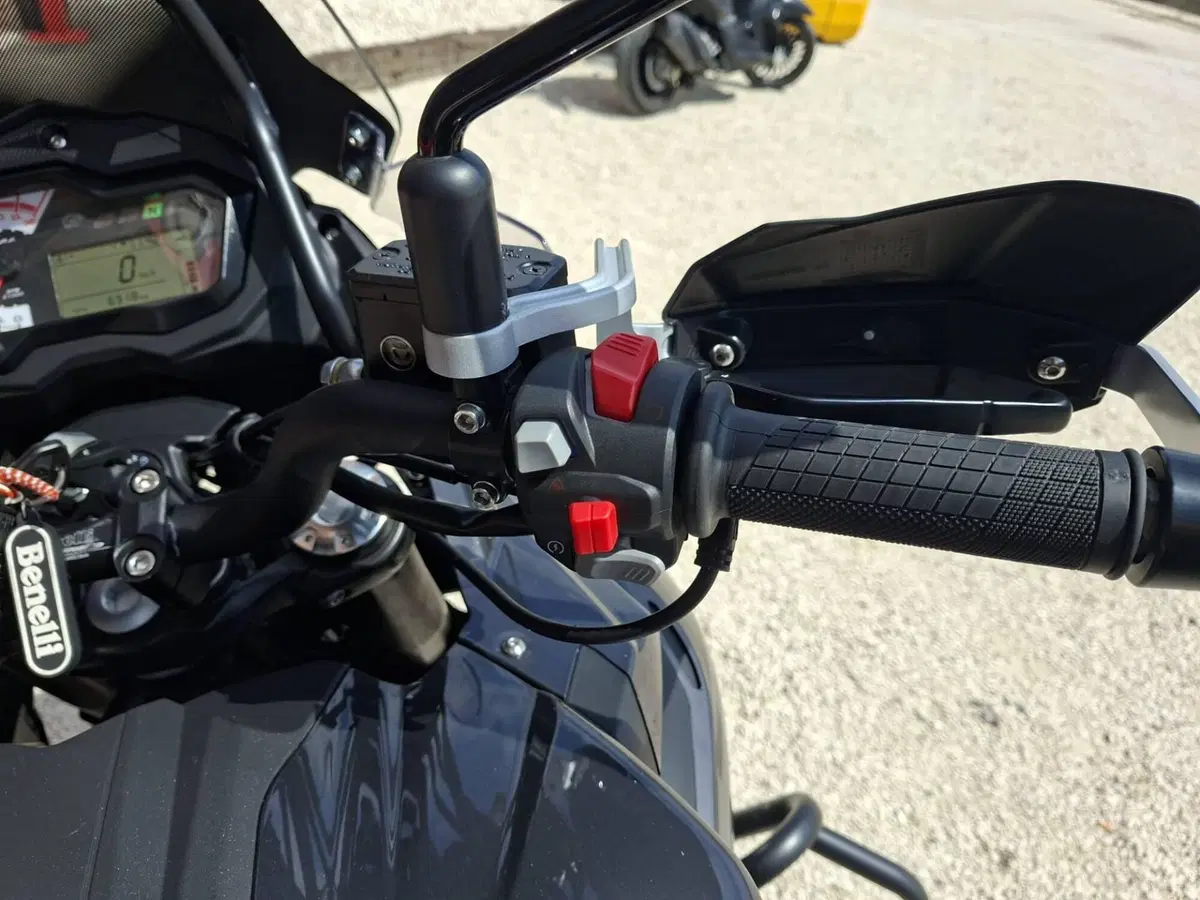 Benelli TRK 502X (2021 - 26) (6)