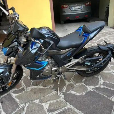 Zontes ZT125-U (2020 - 26) usata