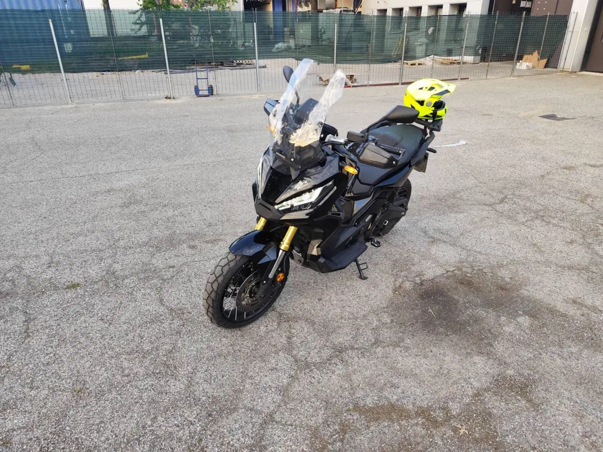 Honda X-ADV 750 DCT (2021 - 24) (3)