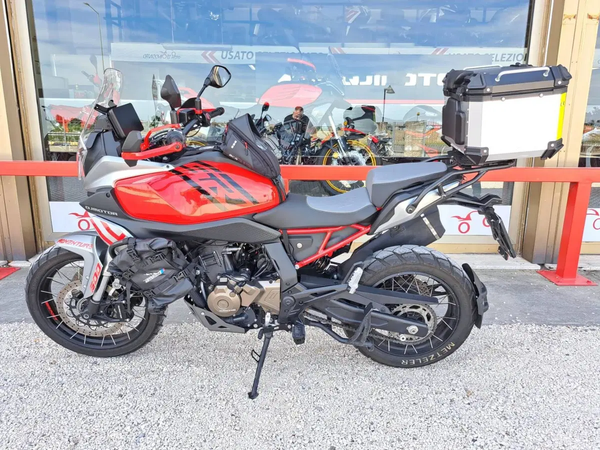 QJ Motor SRT 600 SX (2024 - 26)