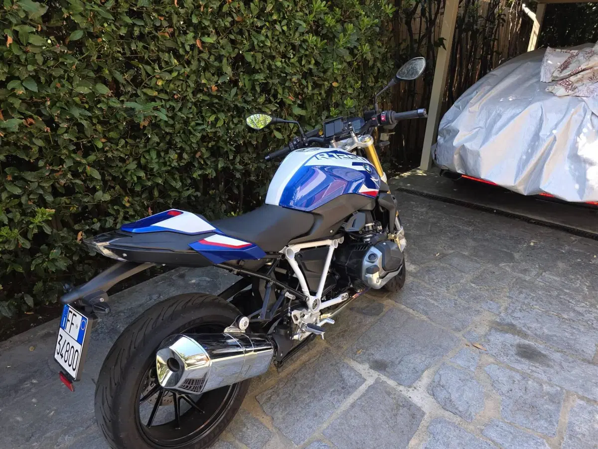 Bmw R 1250 R (2021 - 25) (3)