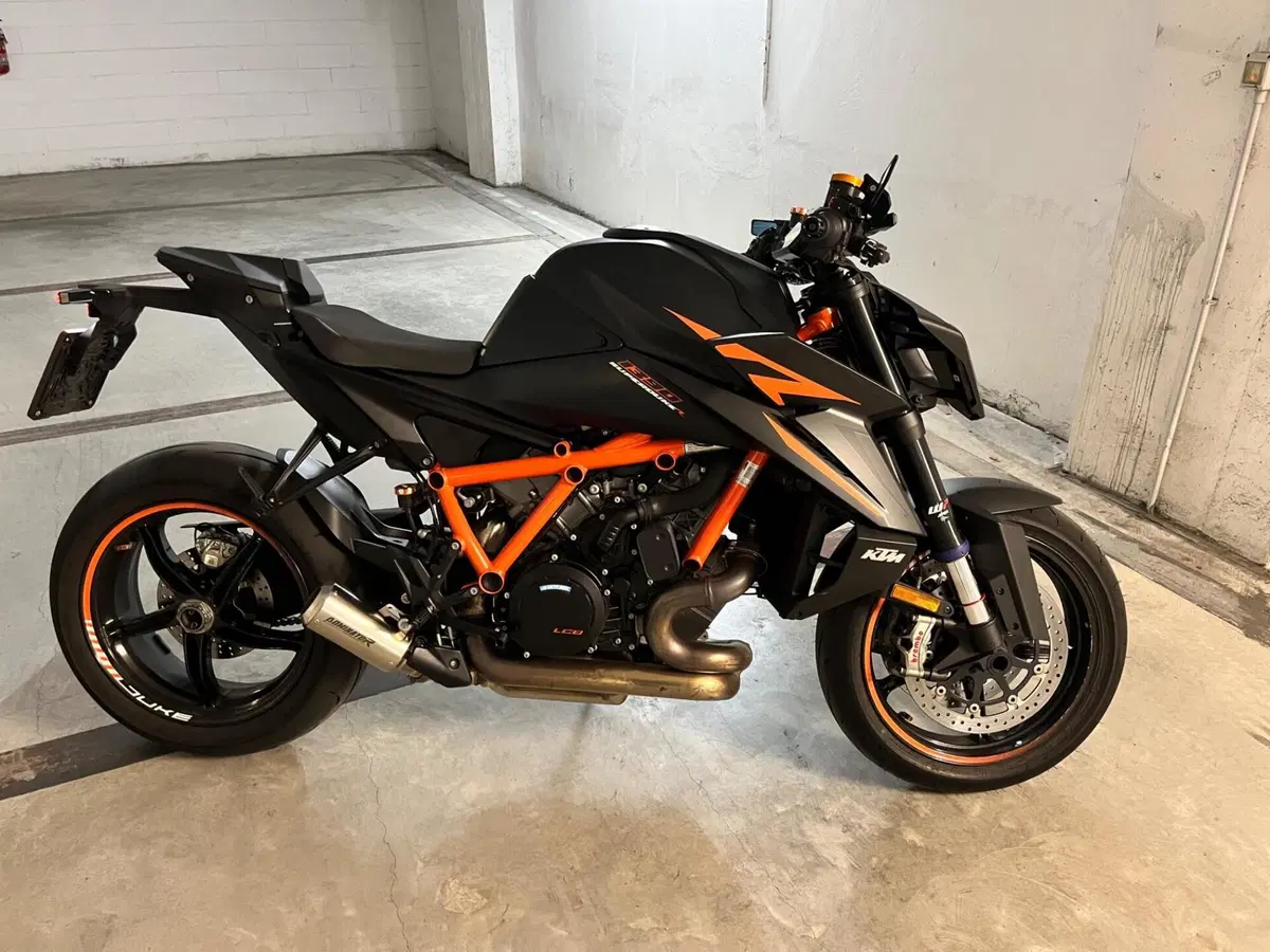 KTM 1390 Super Duke R EVO (2024 - 26) (3)