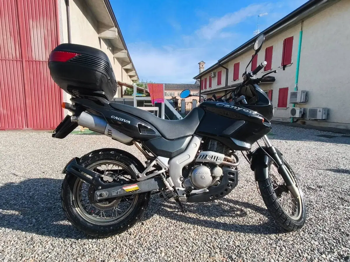 Cagiva Canyon 600 (2)