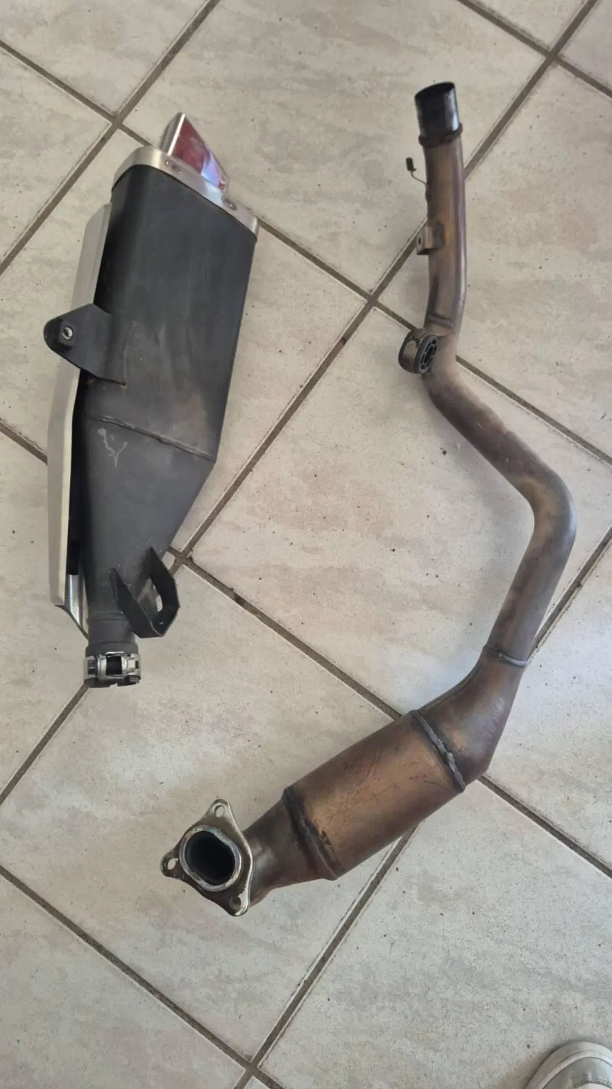 Marmitta e collettore originali xadv 75 Honda (2)