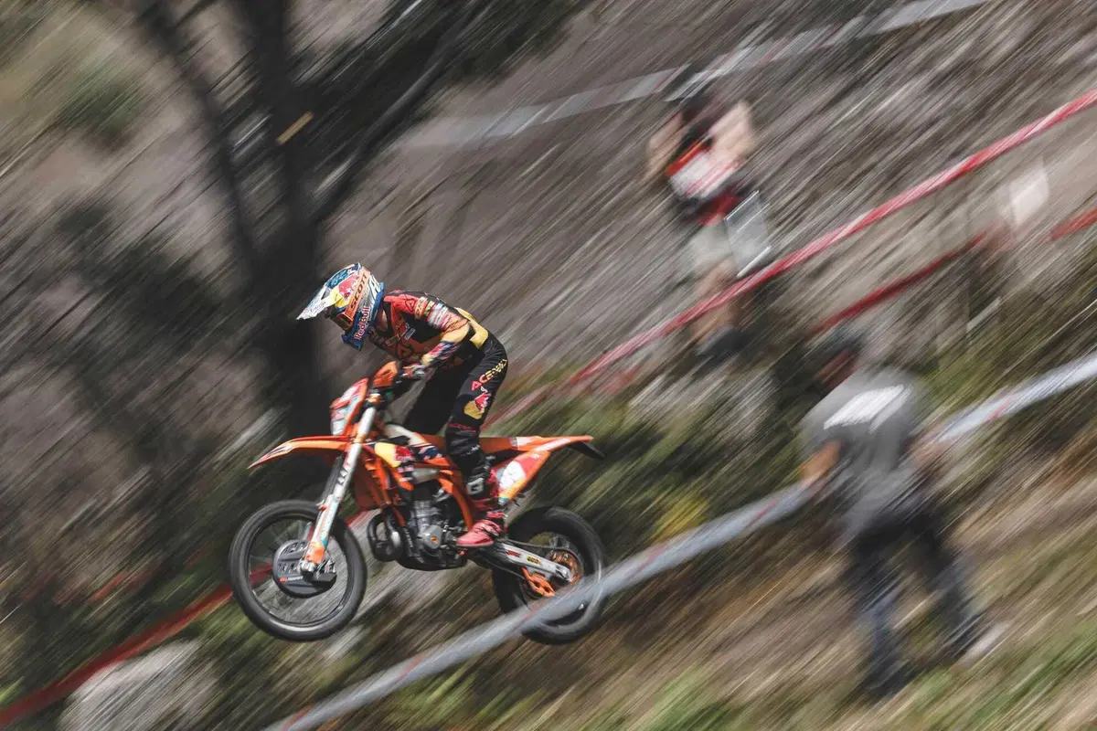EnduroGP26 #7 Portogallo1 D2. Obiezione Zachary Pichon, TM [VIDEO] (12)