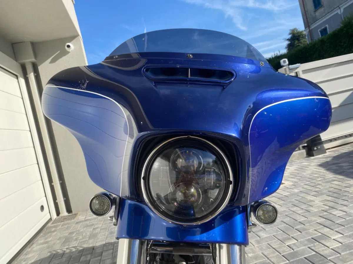 Harley-Davidson 1690 Street Glide Special (2014 - 16) - FLHX (10)