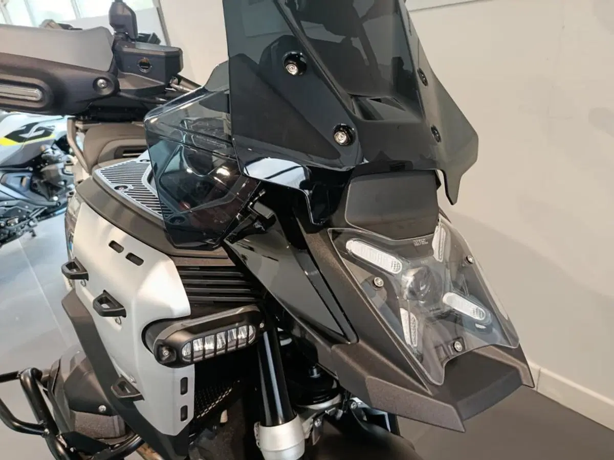 Bmw R 1300 GS Adventure (2025 - 26) (4)