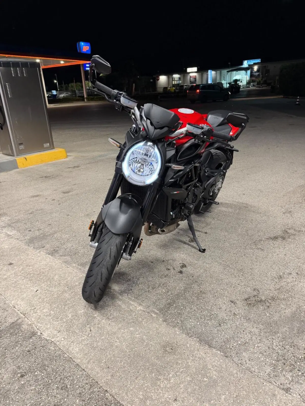 MV Agusta Brutale 800 R (2023 - 25) (2)