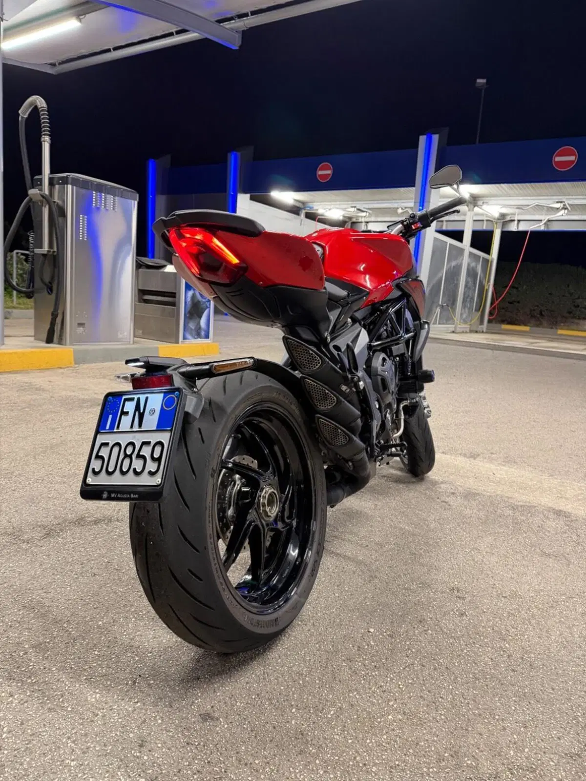 MV Agusta Brutale 800 R (2023 - 25) (4)