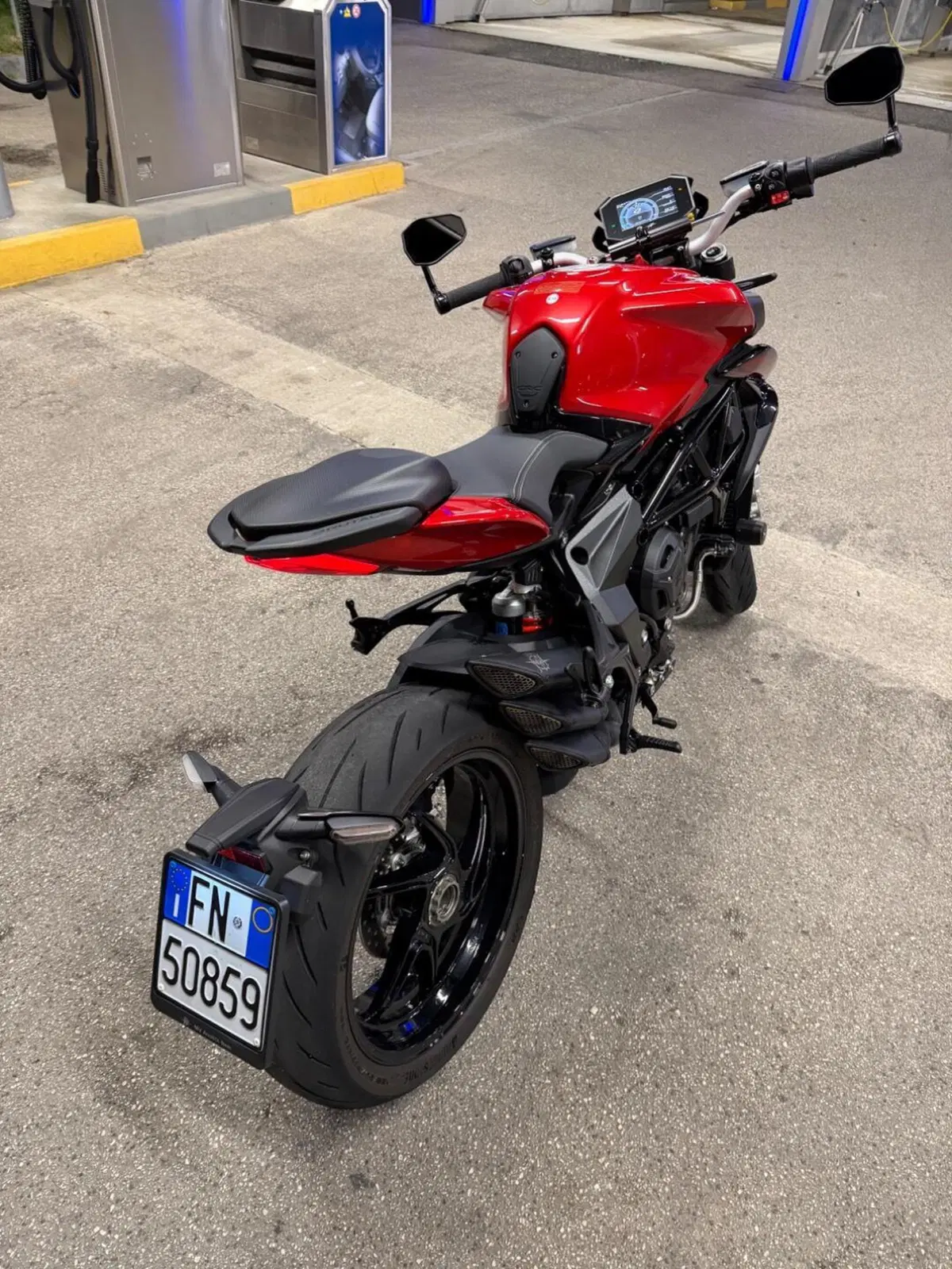 MV Agusta Brutale 800 R (2023 - 25) (5)