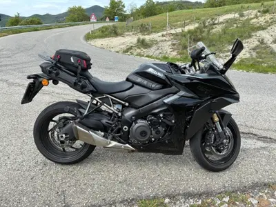 Suzuki GSX-S1000GT (2022 - 24) usata