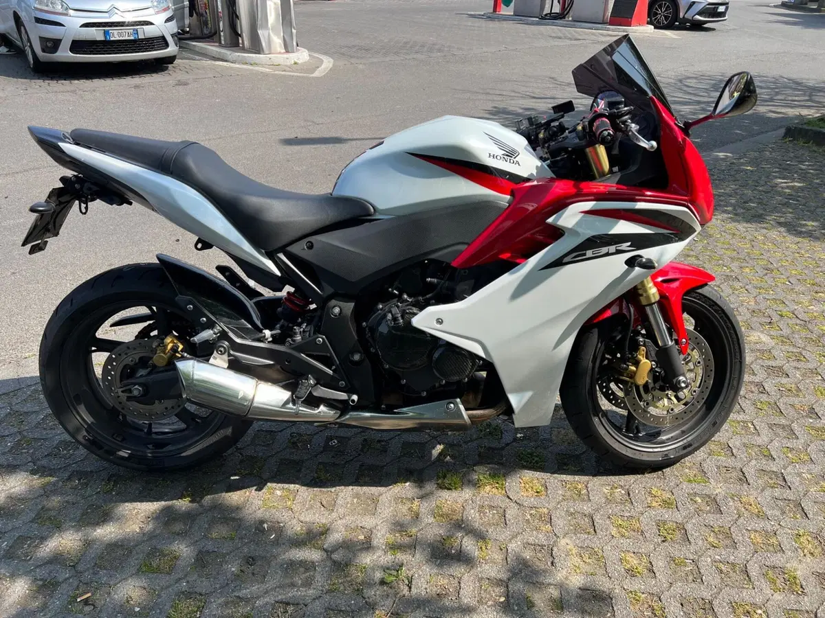 Honda CBR 600 F (2011 - 13) (5)