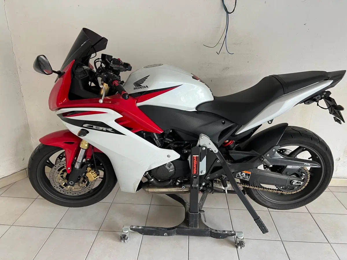 Honda CBR 600 F (2011 - 13) (9)