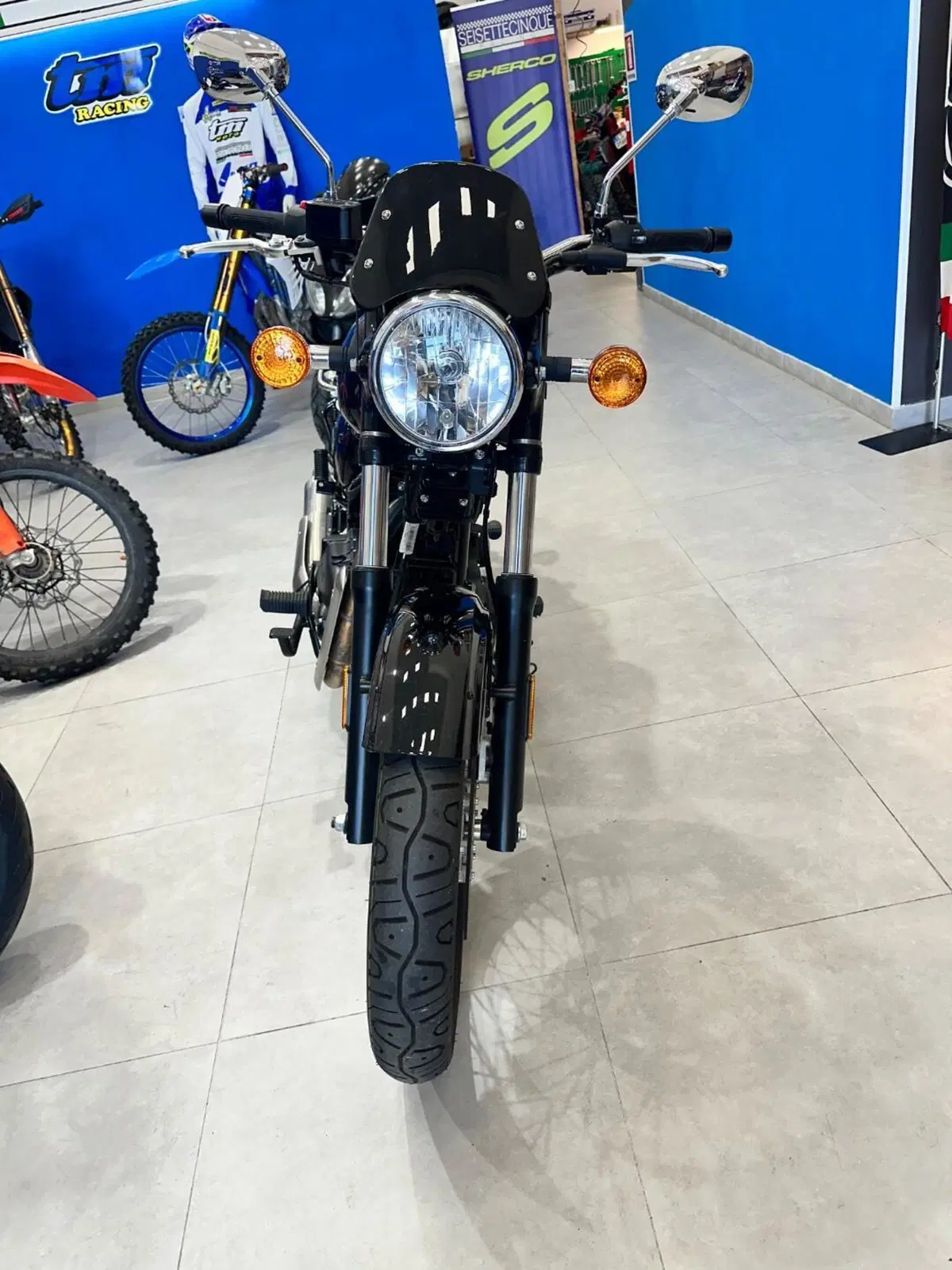 Benelli Imperiale 400 (2021 - 25) (3)