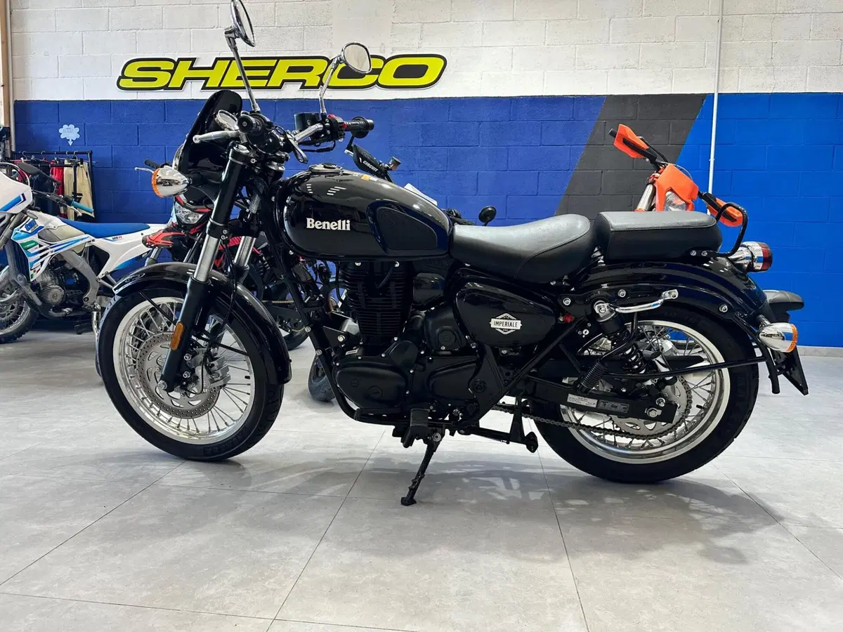 Benelli Imperiale 400 (2021 - 25) (4)