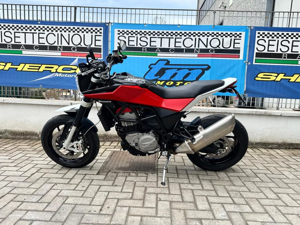 Husqvarna Nuda 900 R (2011 - 13)