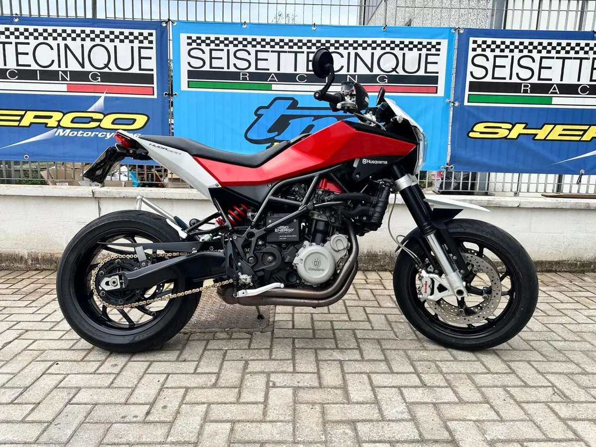 Husqvarna Nuda 900 R (2011 - 13) (2)
