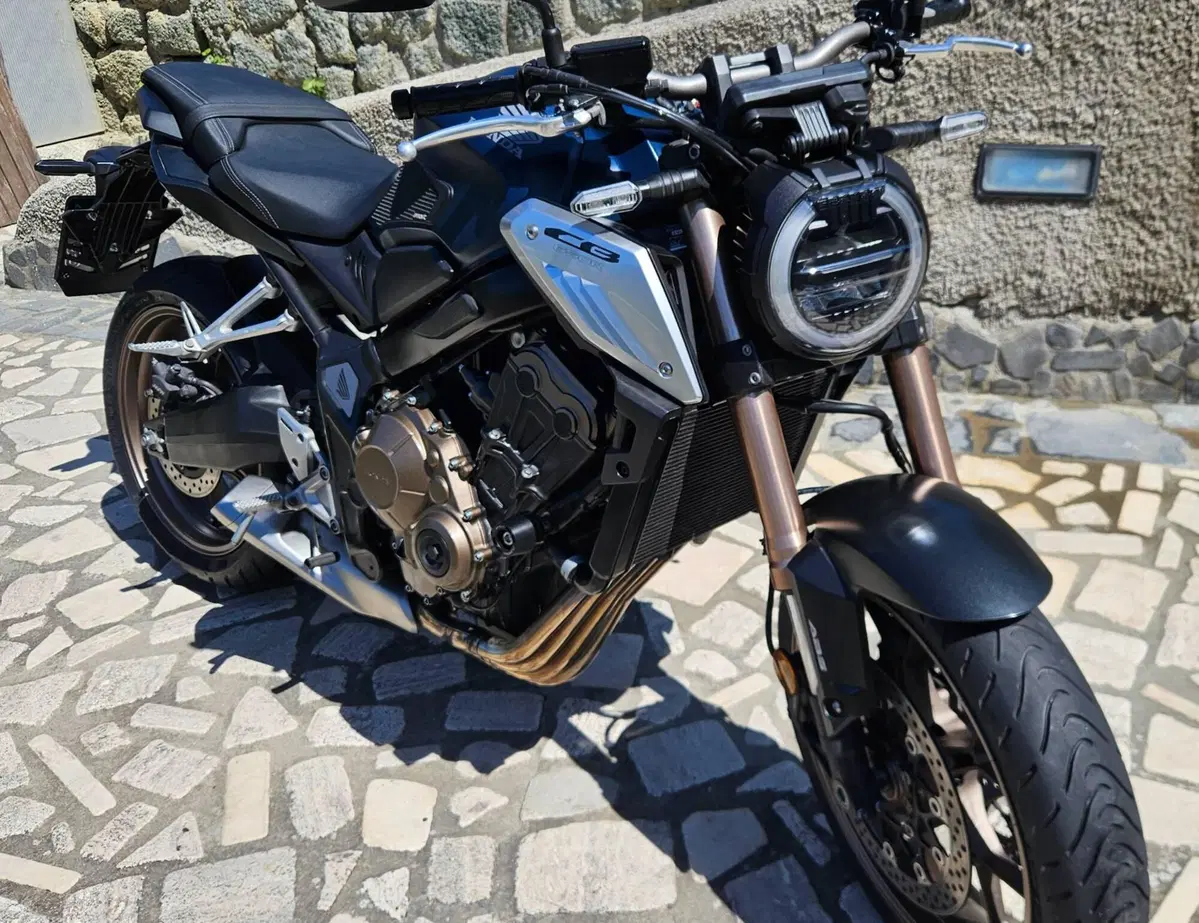 Honda CB 650 R (2019 - 20) (11)