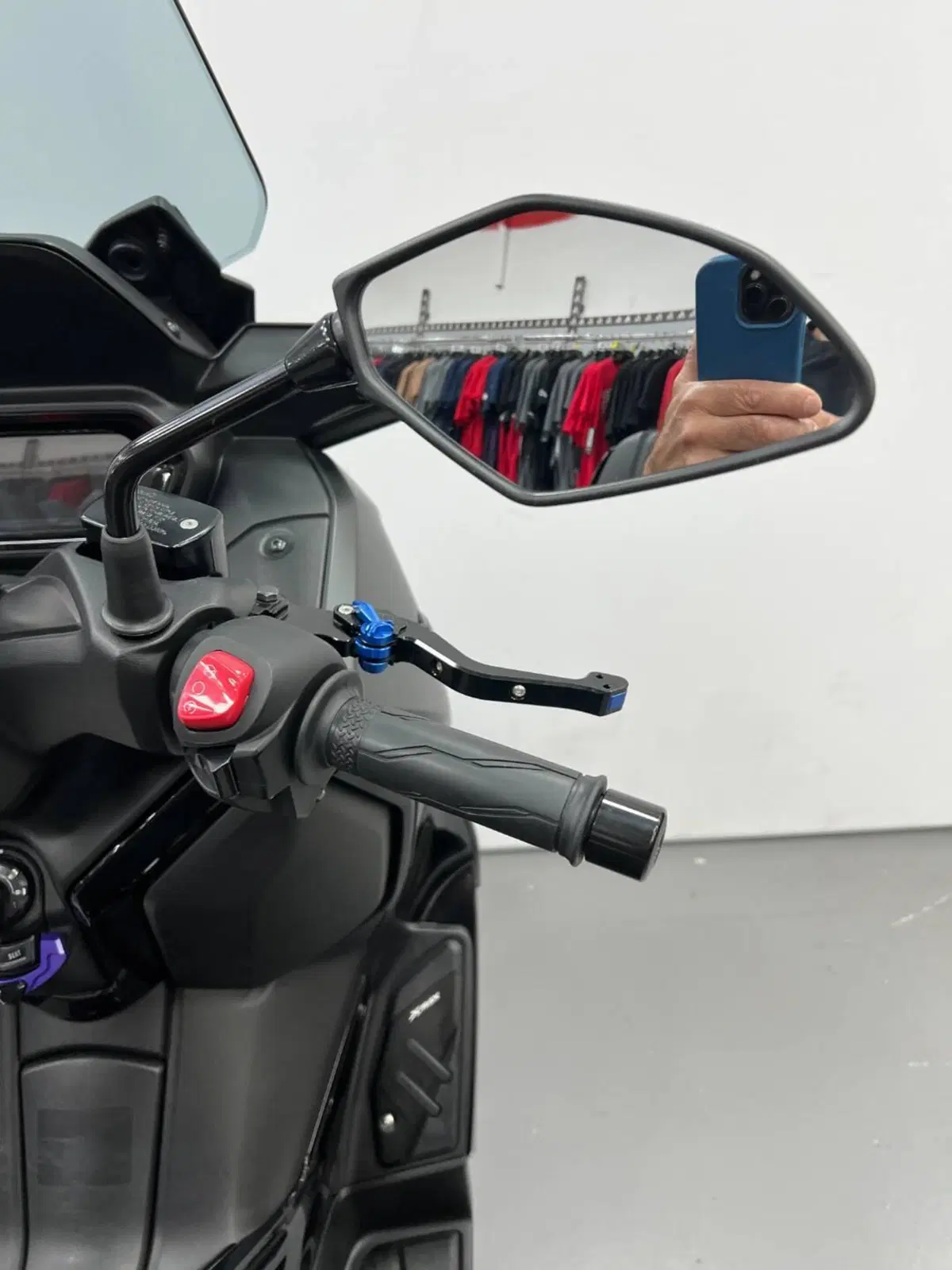Yamaha X-Max 300 (2021 - 24) (6)