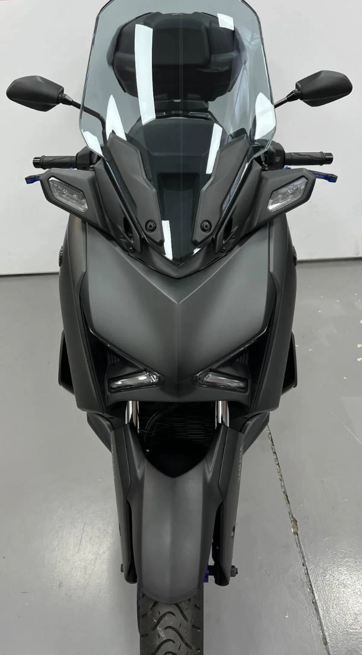 Yamaha X-Max 300 (2021 - 24) (2)