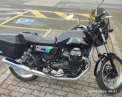 Moto Guzzi V7 III Special (2017 - 20) usata