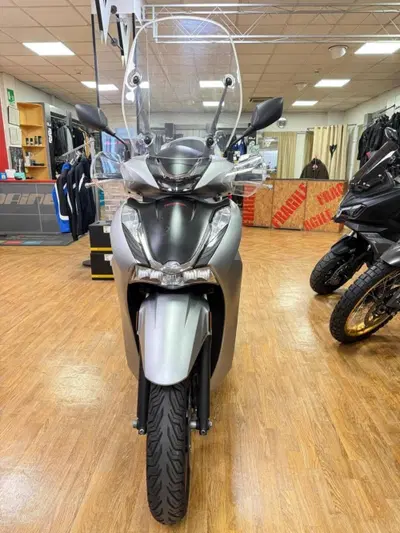 Honda SH 350 Sport (2021 - 24) usata