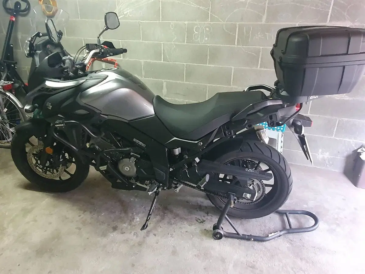 Suzuki V-Strom 650 (2021 - 25)