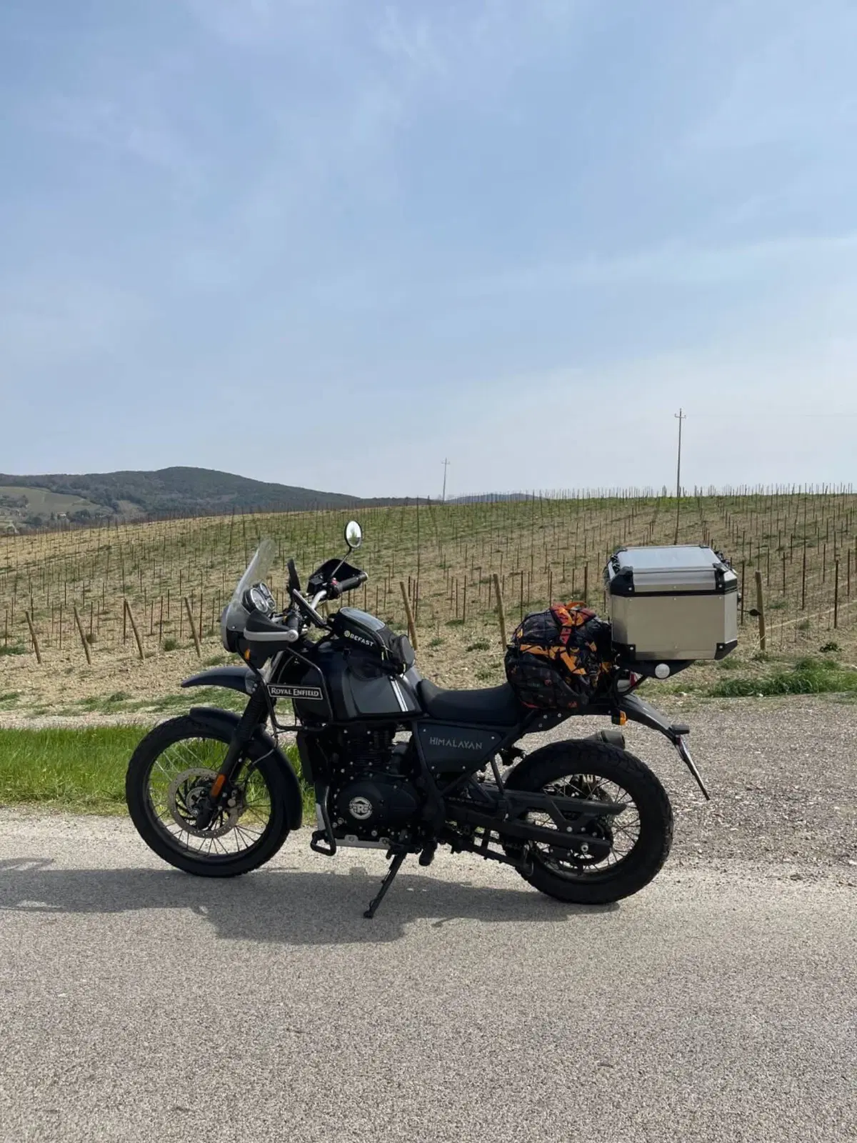 Royal Enfield Himalayan 411 (2021 - 24) (2)