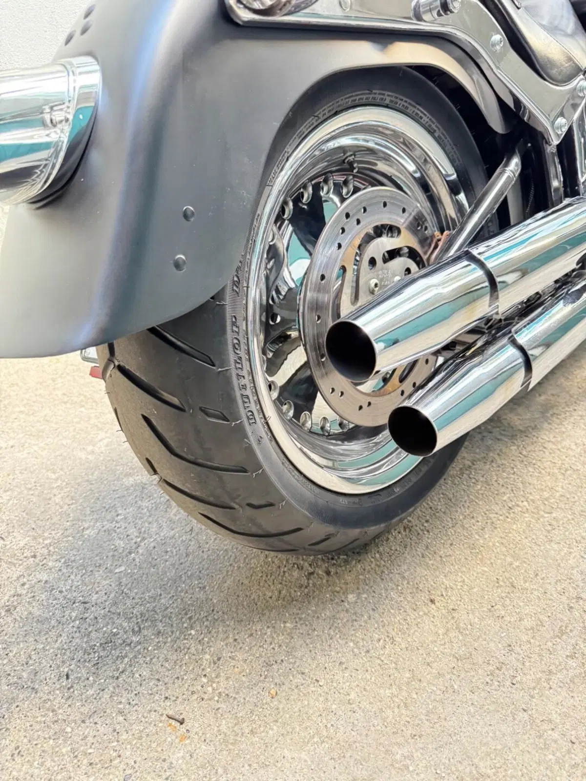 Harley-Davidson 1584 Fat Boy (2008 - 10) - FLSTF (12)