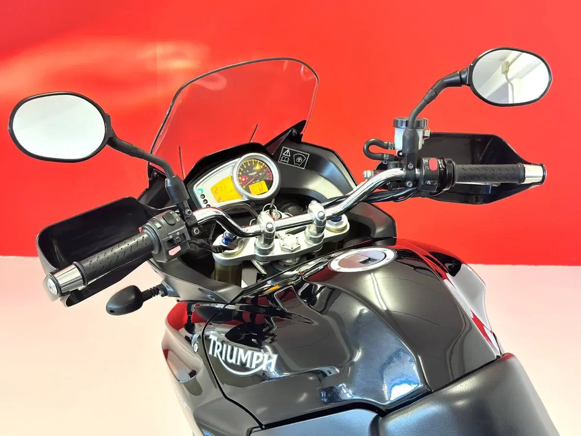 Triumph Tiger 1050 (2006 - 12) (17)