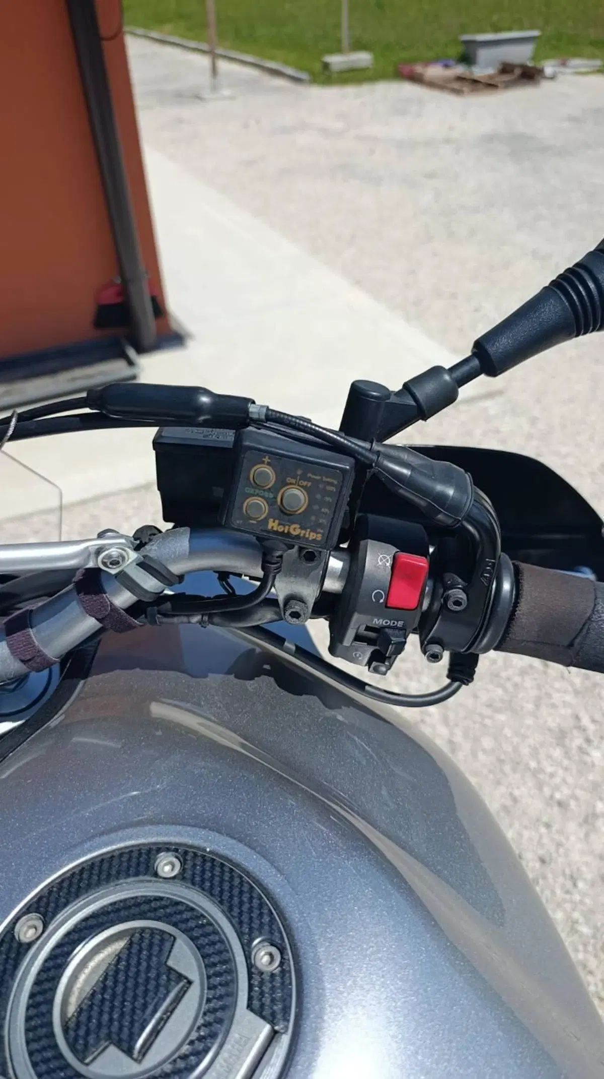 Yamaha XT1200Z Super Ténéré First Edition (2010 - 11) (2)