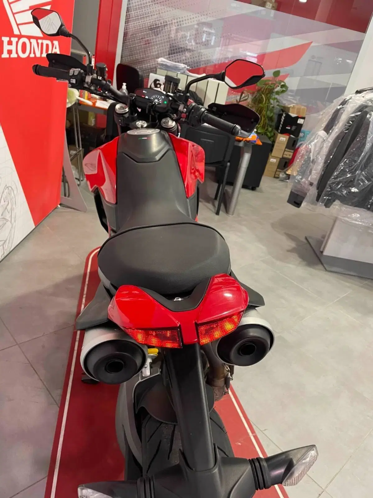 Ducati Hypermotard 950 (2022 - 25) (9)