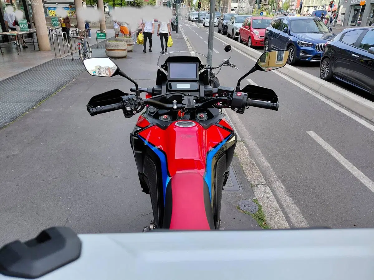 Honda Africa Twin CRF 1100L Urban (2022 - 23) (2)