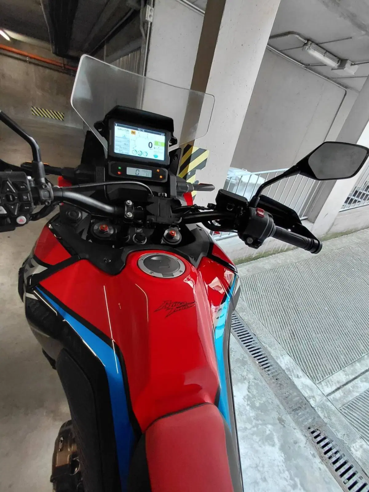 Honda Africa Twin CRF 1100L Urban (2022 - 23) (10)