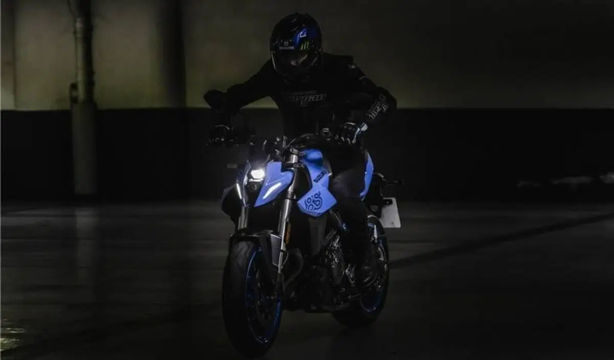 Suzuki GSX-8S (2025 - 26)