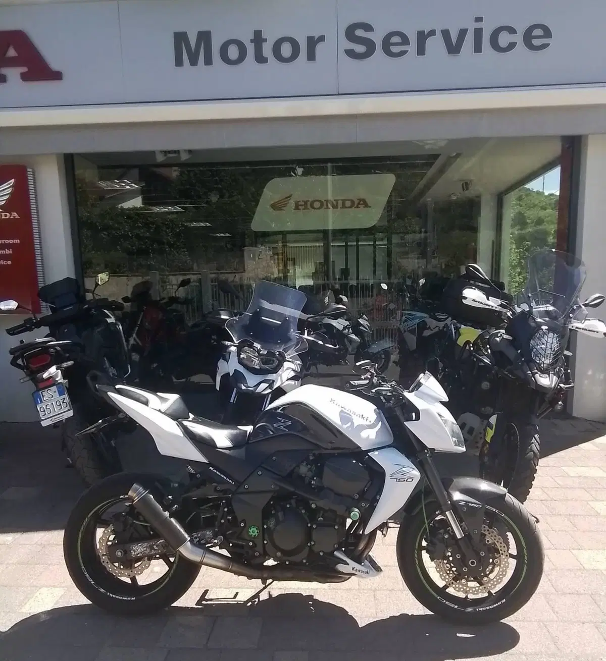 Kawasaki Z 750 (2007 - 14) (8)