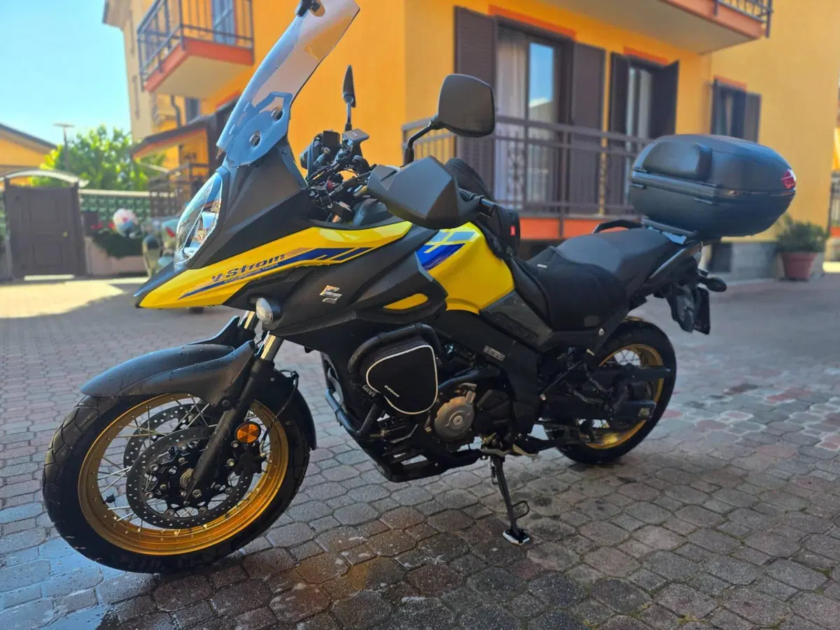 Suzuki V-Strom 650XT (2021 - 25) (3)