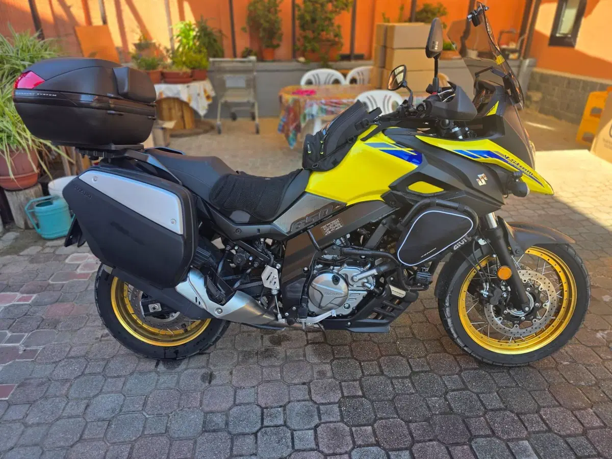 Suzuki V-Strom 650XT (2021 - 25) (11)