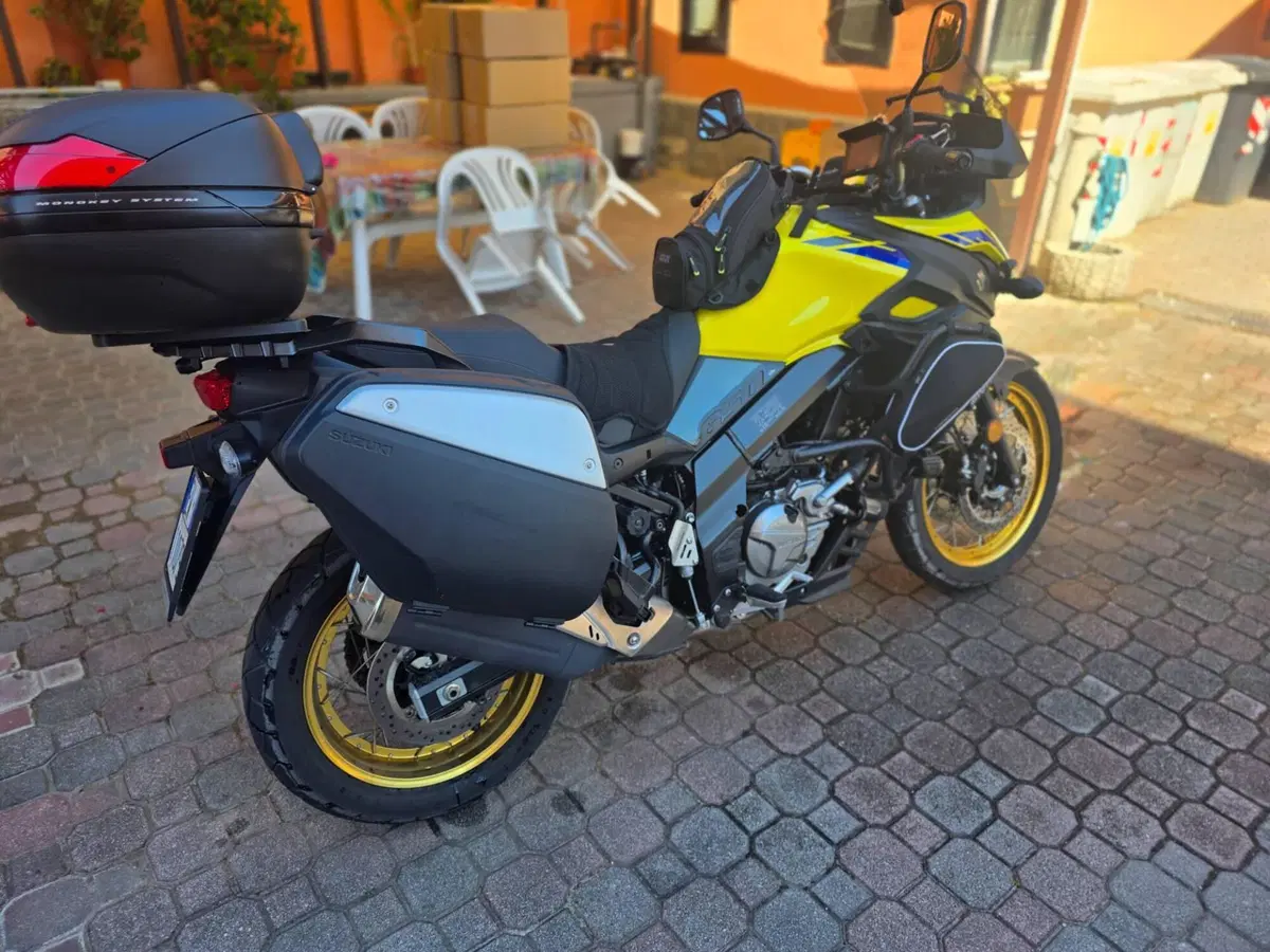 Suzuki V-Strom 650XT (2021 - 25) (12)