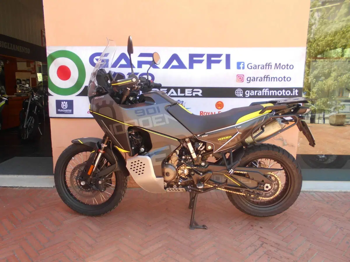 Husqvarna Norden 901 (2022 - 26) (2)