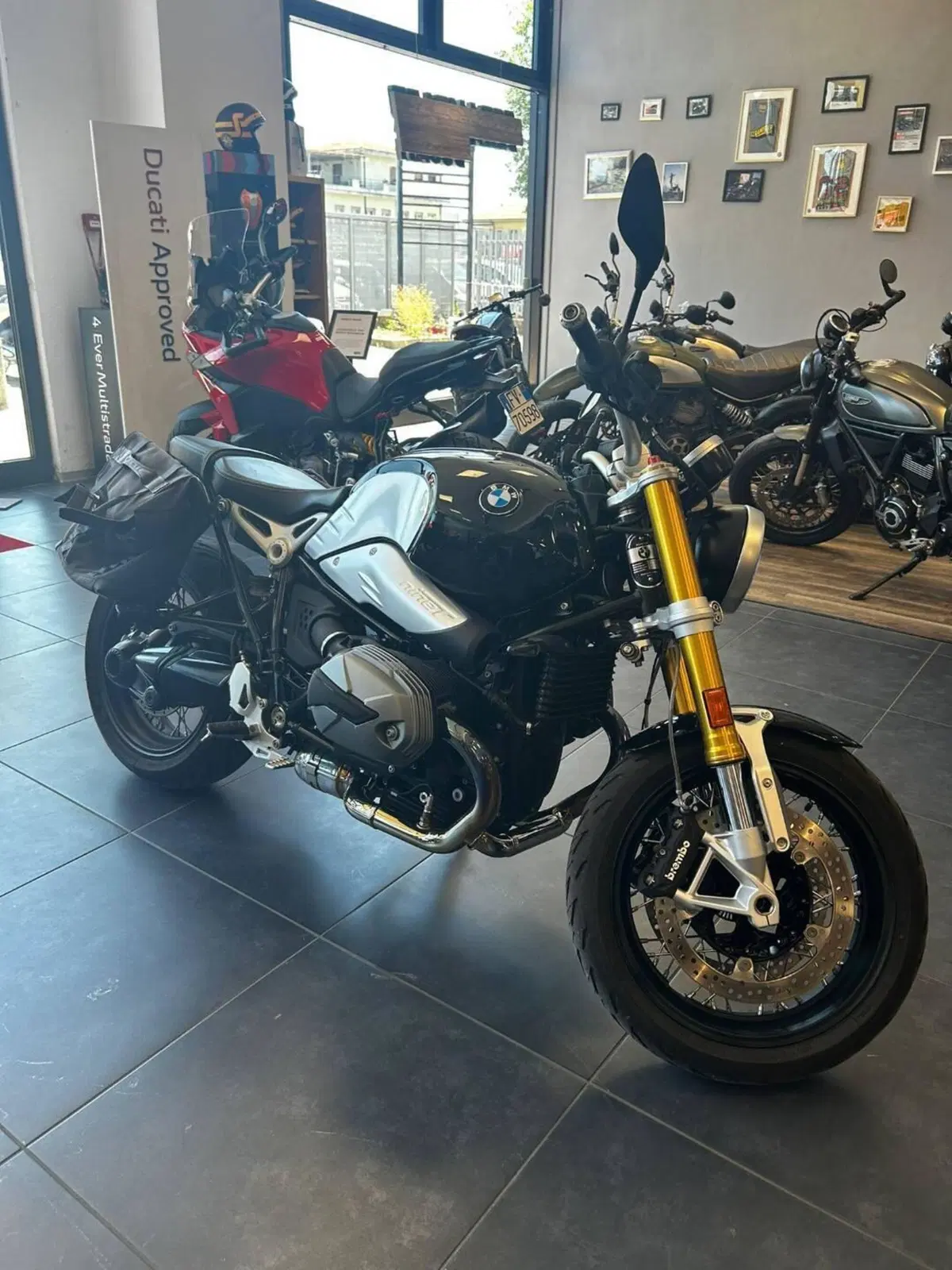 Bmw R nineT (2021 - 24) (6)